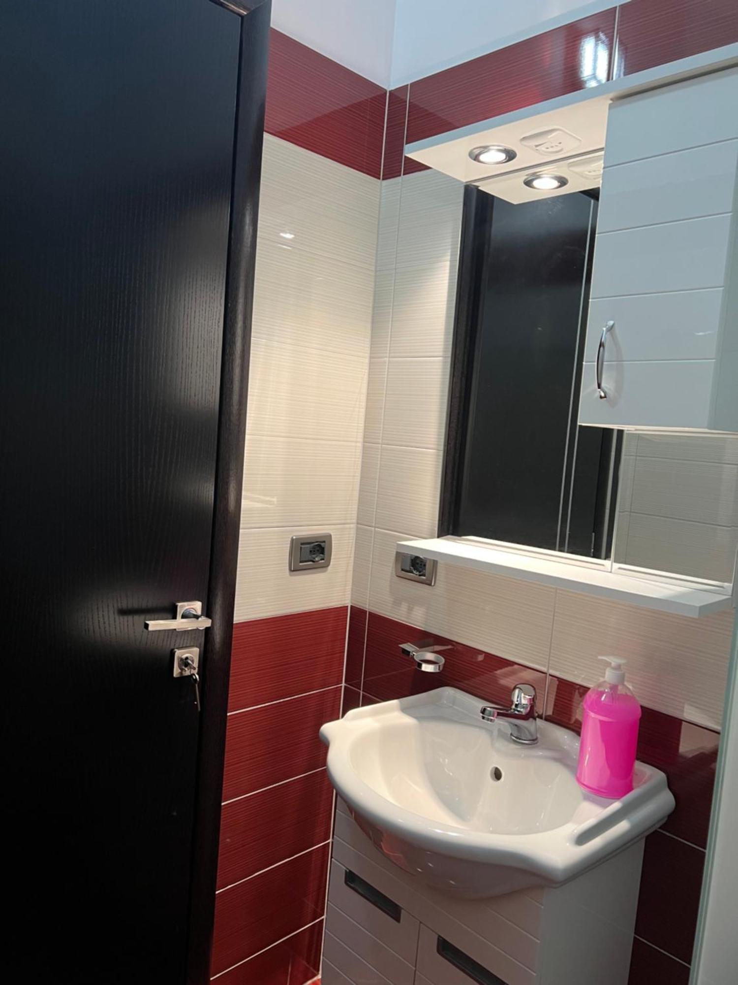 סרנדה Amazing Familiar Apartments And Rooms מראה חיצוני תמונה